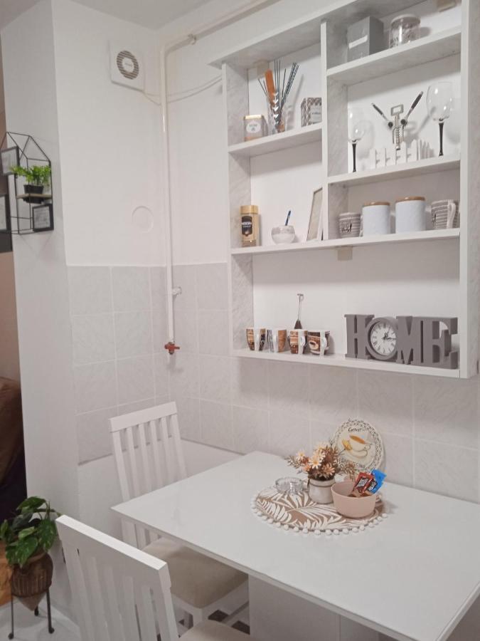 Apartman Breza Ruma Exterior photo